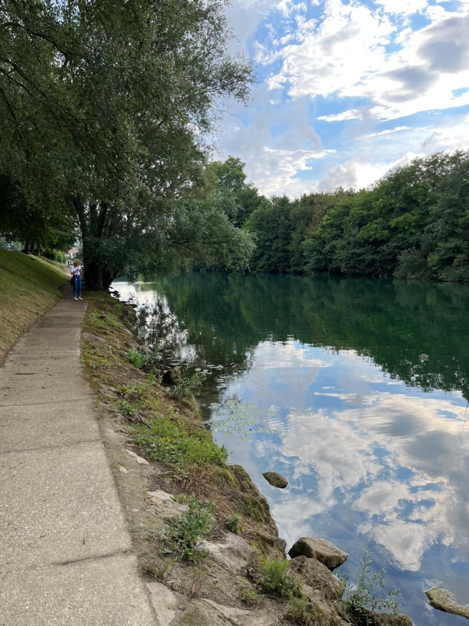 Endroit Charmant Coulommiers Exterior foto