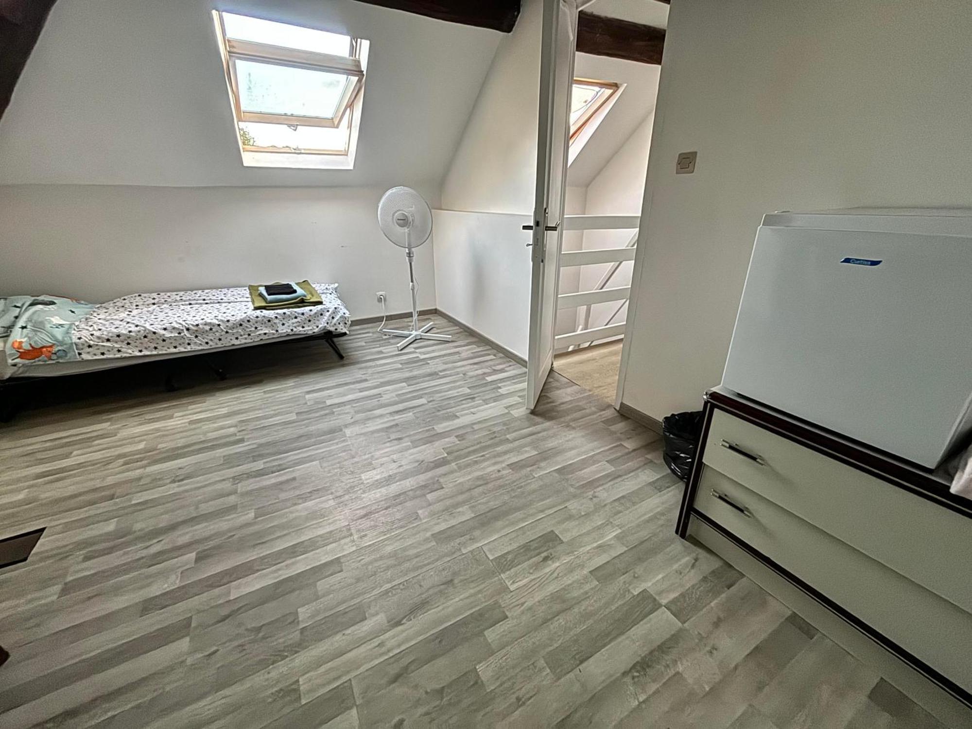 Endroit Charmant Coulommiers Exterior foto